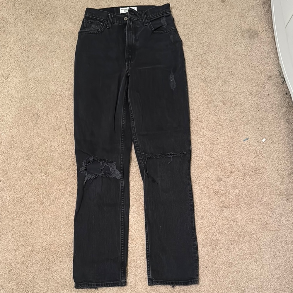 Abercrombie and Fitch Women's Black Distressed Jeans